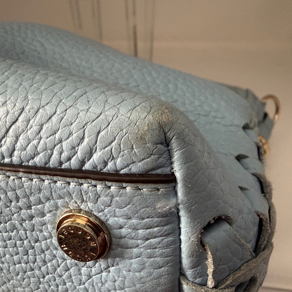Henri Bendel Chambray Blue Hobo Bag Whipstitch Accent Zip Closure Gold Hardware - Picture 5 of 10